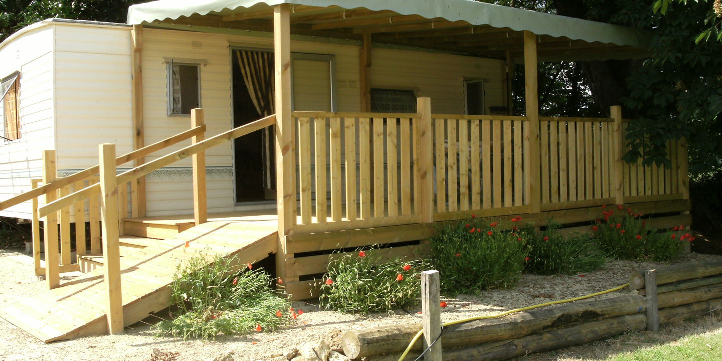 mobil home au Camping de Labeyrie dans le Gers